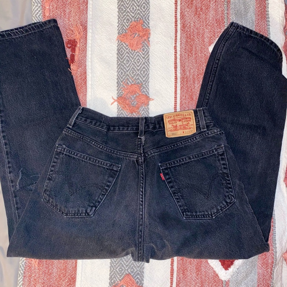 VINTAGE LEVI JEANS